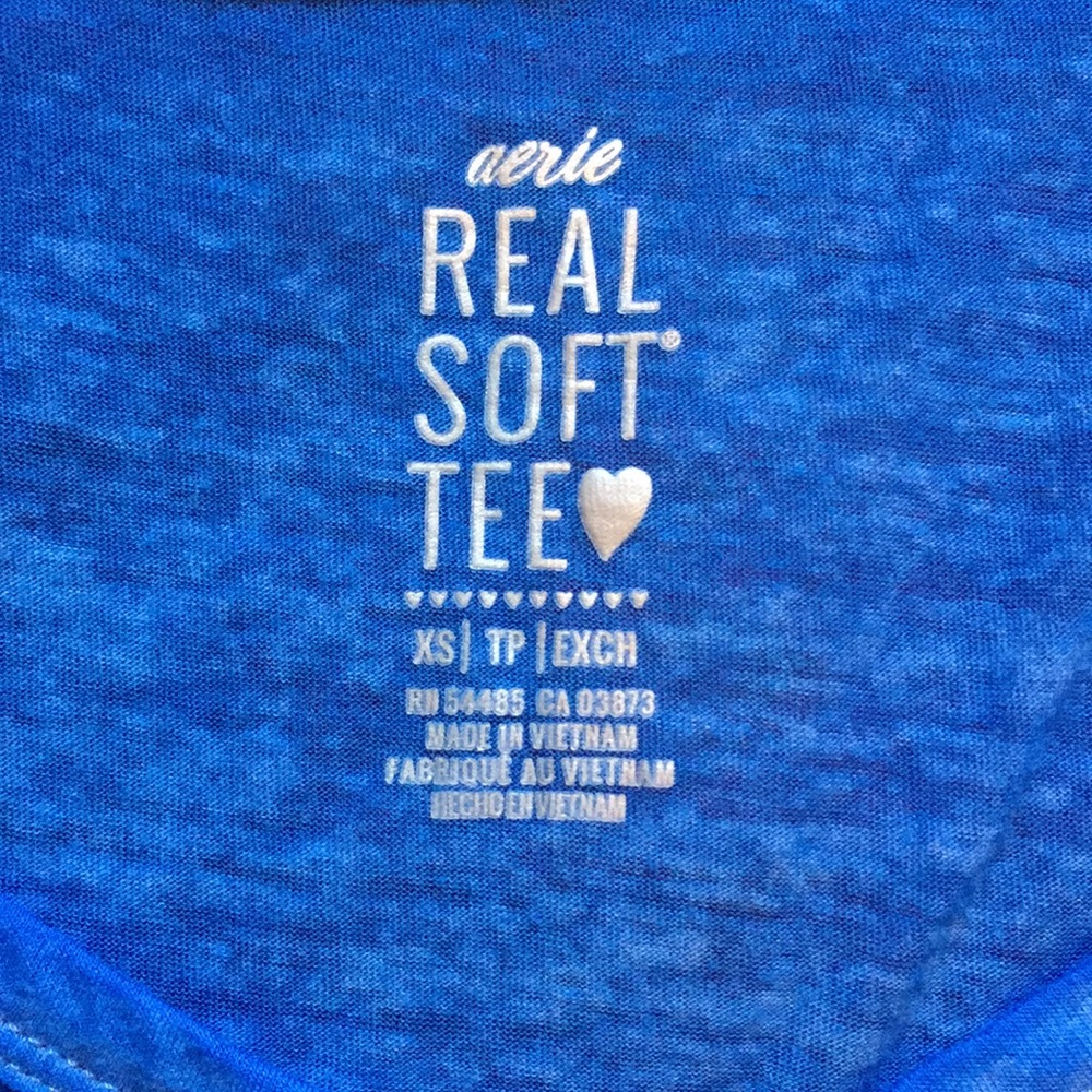 Aerie v-cut Real Soft Tee 💙 - Picture 4 of 13